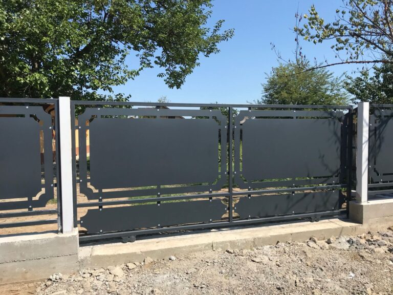 Deschide galeria proiectului