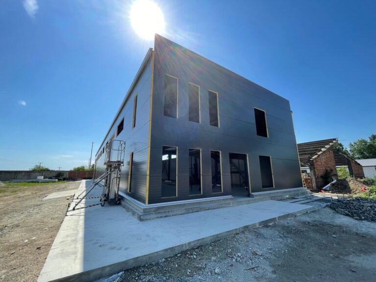 Deschide galeria proiectului